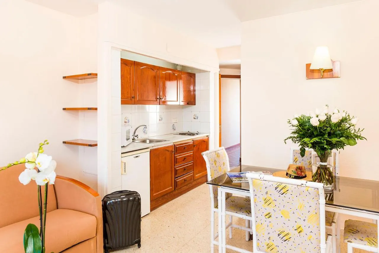 Aparthotel Apartamentos Guitart Lloret de Mar